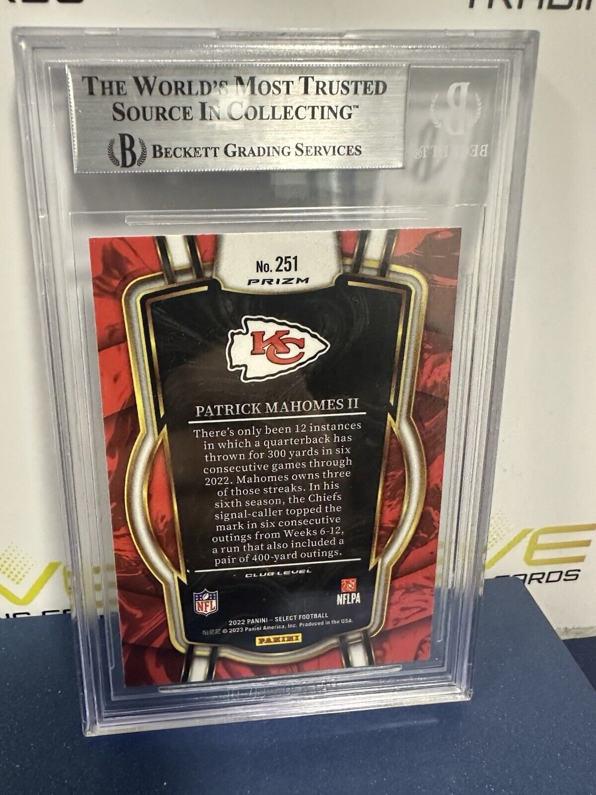 Patrick Mahomes 2022 Select Prizm Silver #251 BGS 9