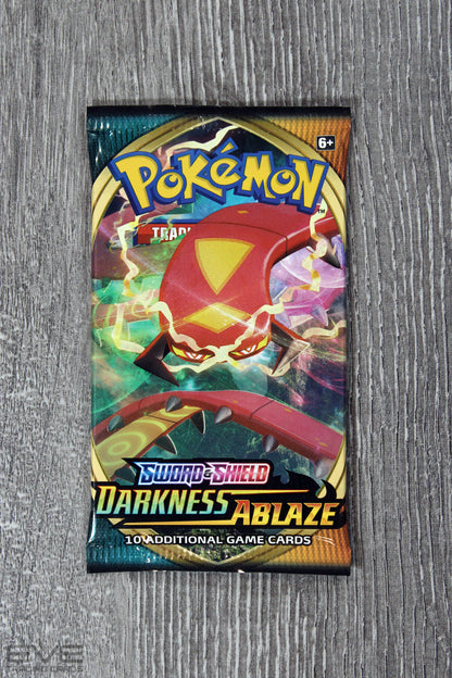Pokémon TCG: Sword & Shield Darkness Ablaze Single Booster Pack