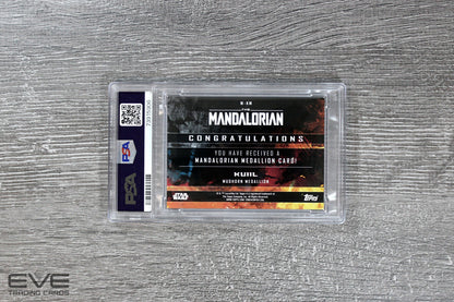 2020 Topps Star Wars Mandalorian S1 #M-KM Kuiil Mudhorn Medallion Card - PSA 7