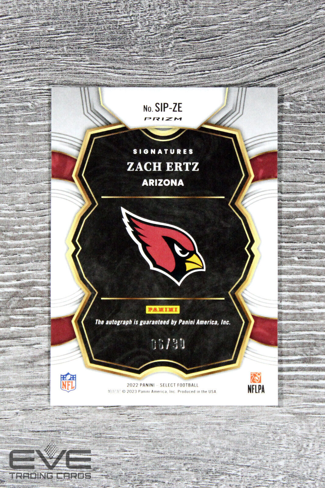 2022 Panini Select White Prizm NFL Card #SIP-ZE Zach Ertz Auto 06/30 - NM/M
